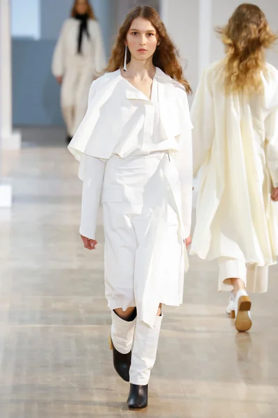 Look 2
